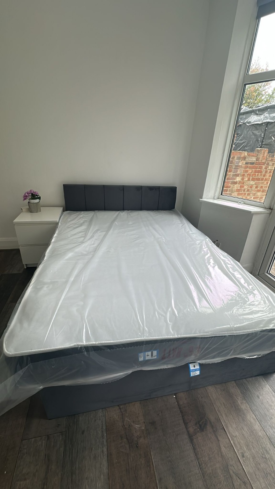 Double Rooms Available – £860PCM | Bills Included | NW4 4LR